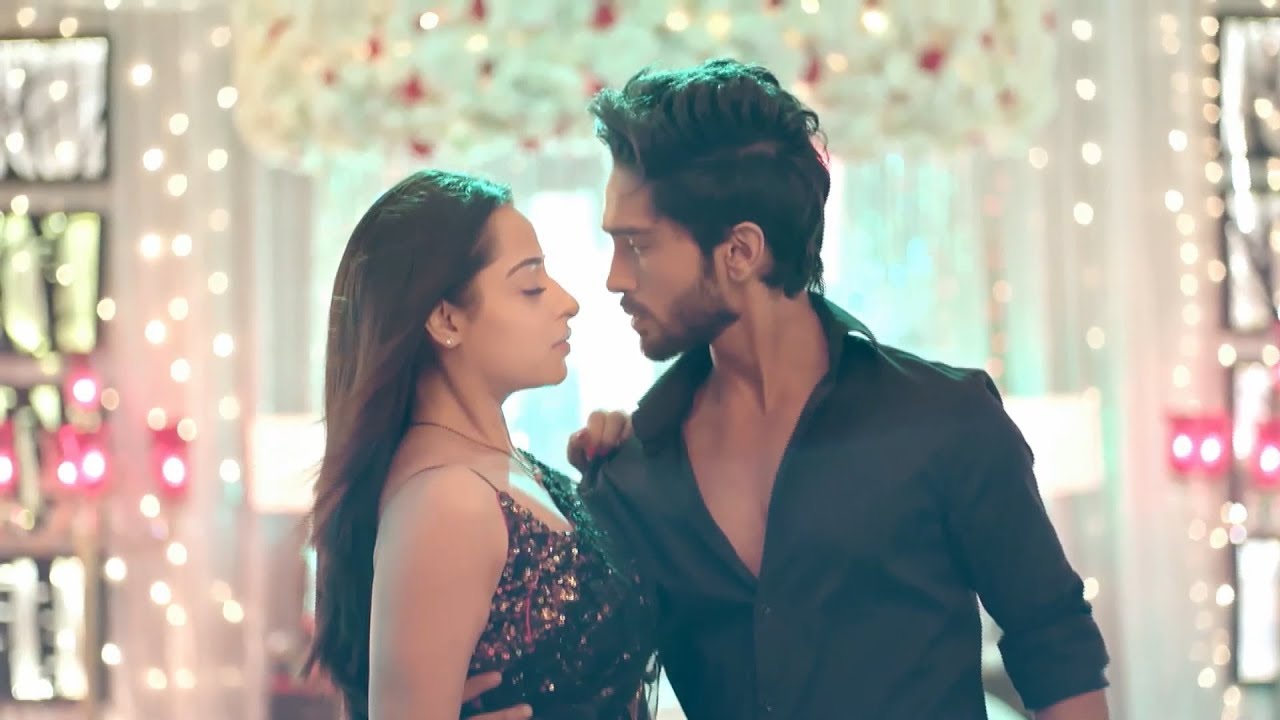 Hottest Scenes Of Piya And Ansh From Nazar Will Leave You Stunned! 3
