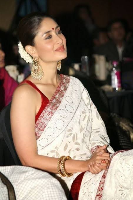 Kareena Kapoor in white saree | Makeupandbeauty.com