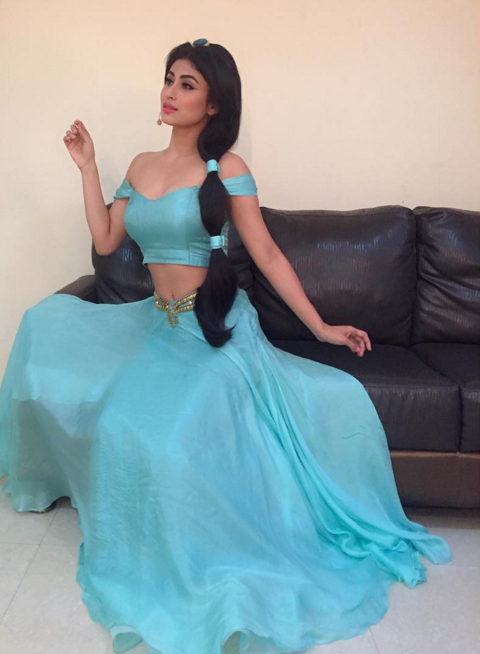 How To Style Sophisticated Turquoise Color Outfits? Learn From Mouni Roy And Nia Sharma - 0