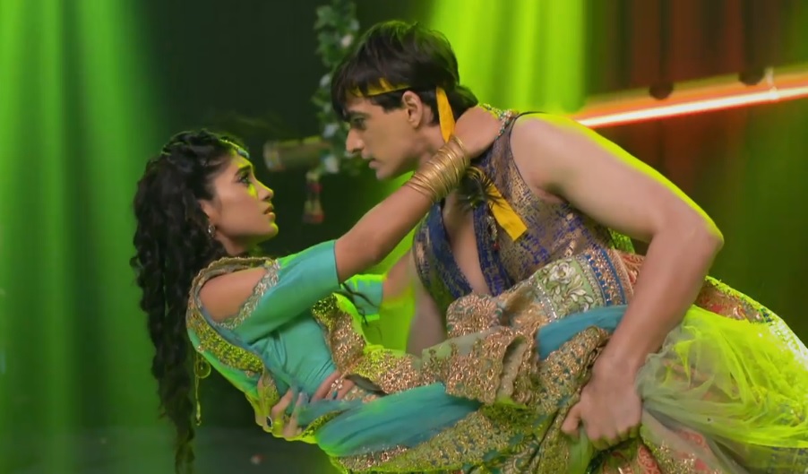 [IN PICTURES] Yeh Rishta Kya Kehlata Hai: Kartik And Naira's Romantic Couple Dancing Moments 5
