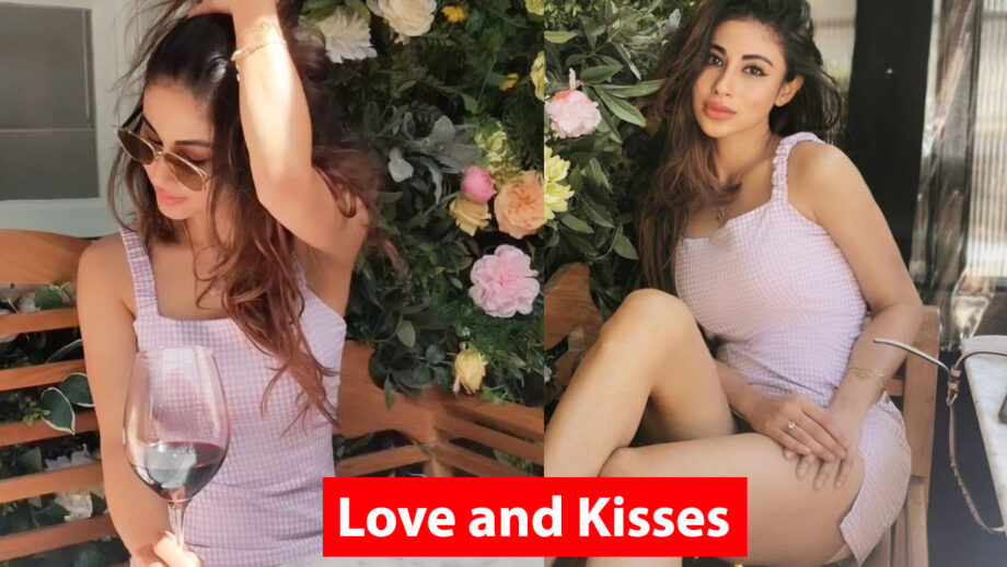 Naagin fame Mouni Roy shares latest stunning pictures; gives ‘love and kisses’ to all