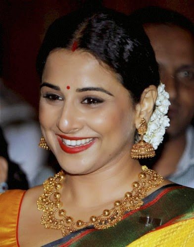 Necklace Designs Ideas: Take Cues From Anushka Sharma And Vidya Balan's Trendy And Stylish Neck Designs - 5
