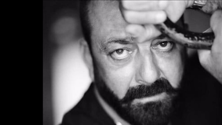 Sanjay Dutt brings his 'BEST' and looks amazing in 'Shamshera'