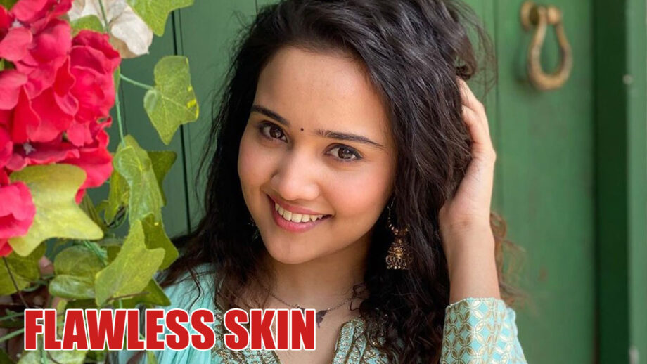 Times When Ashi Singh Flaunted Her Perfect Skin in These Instagram Posts