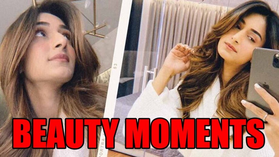 4 Viral Beauty Moments Of Erica Fernandes That Broke The Internet