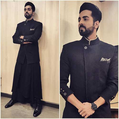 5 Best Ayushmann Khurrana And Farhan Akhtar's Ethnic Looks You Can Take Inspiration From! - 1