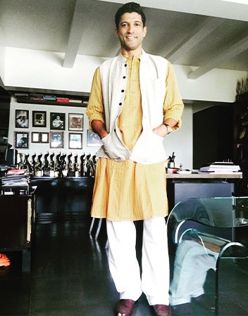 5 Best Ayushmann Khurrana And Farhan Akhtar's Ethnic Looks You Can Take Inspiration From! - 4