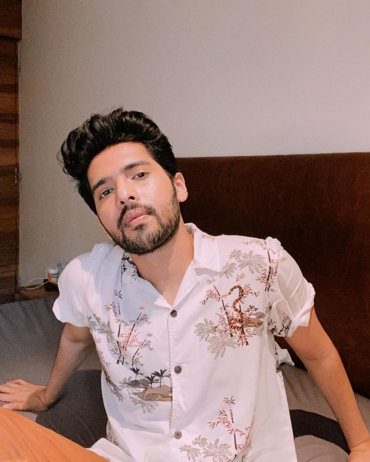 5 Cool Outfit Ideas For Office Party From Armaan Malik 833411