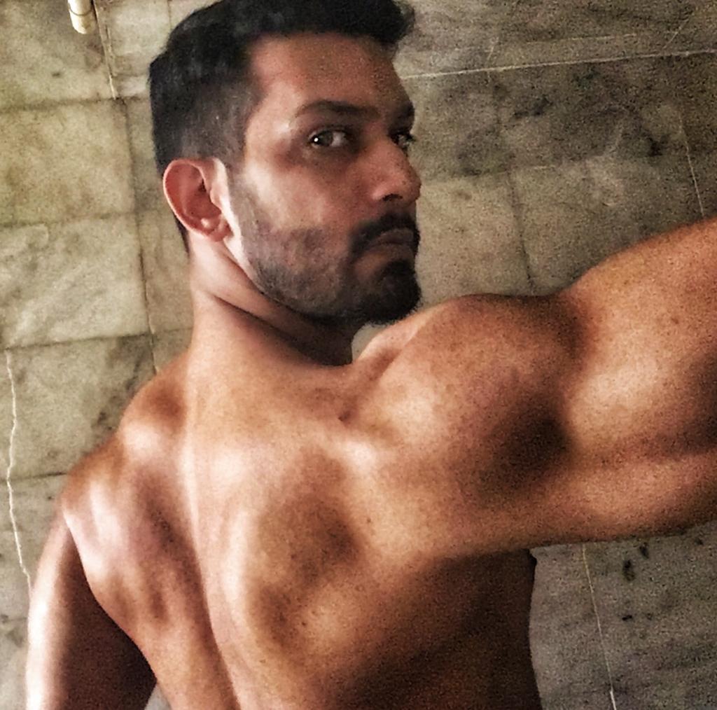 Dedicate an hour daily to your body fitness: Vineet Kumar Chaudhary 2