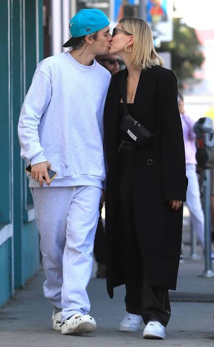 Details Of Justin Bieber And Hailey Baldwin's Luxury Life!
