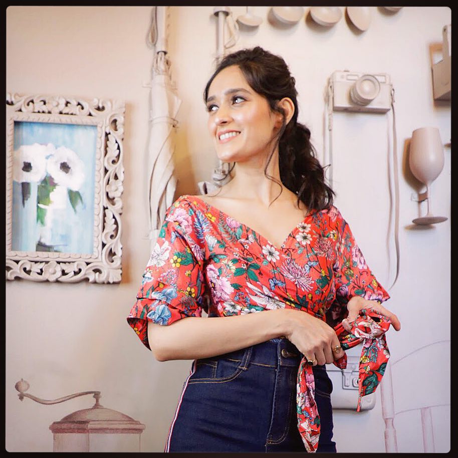 Floral cover-up and kaftan will be my favourite beachwear fashion: Pankhuri Awasthy 2