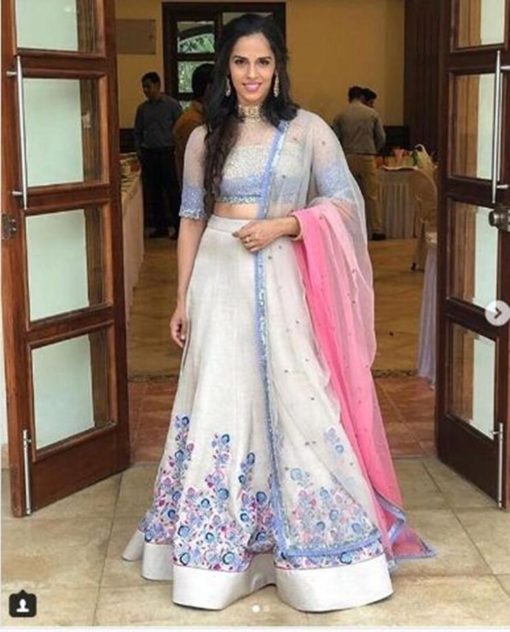 Look Gorgeous In This Bridal Fashion From Saina Nehwal - 2
