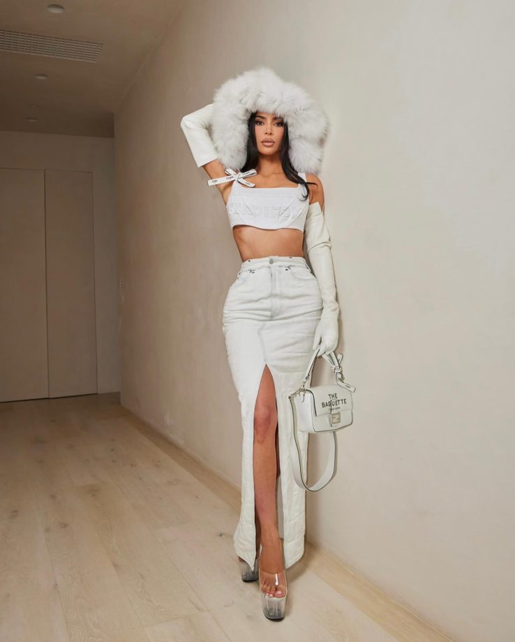 Reasons Why Kim Kardashian Is The Perfect Fashion BFF! 831607