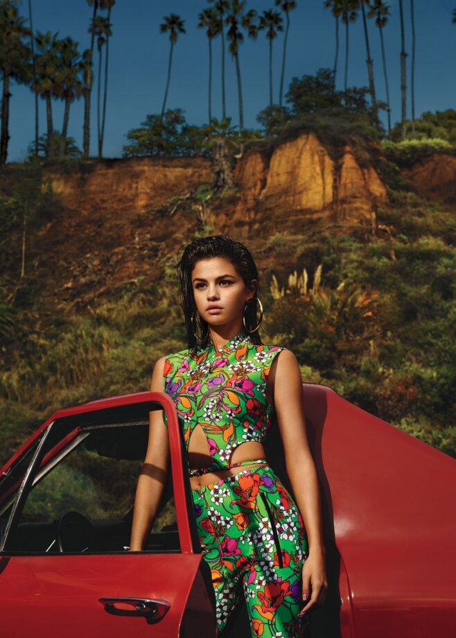 Selena Gomez's Vogue Photoshoot Is Too Hot To Handle; See Pics - 1