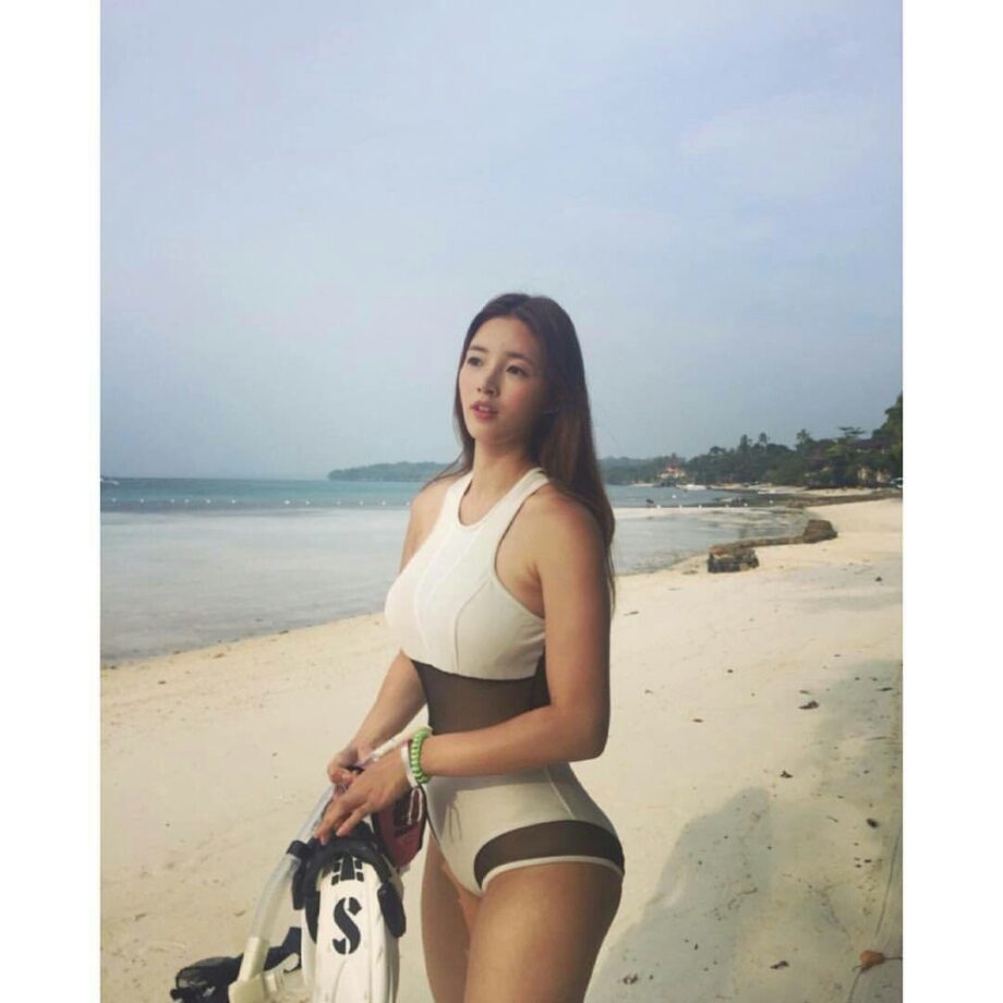 SEXY PHOTOS: Bae Suzy’s Bikini And Swimwear Pictures! 