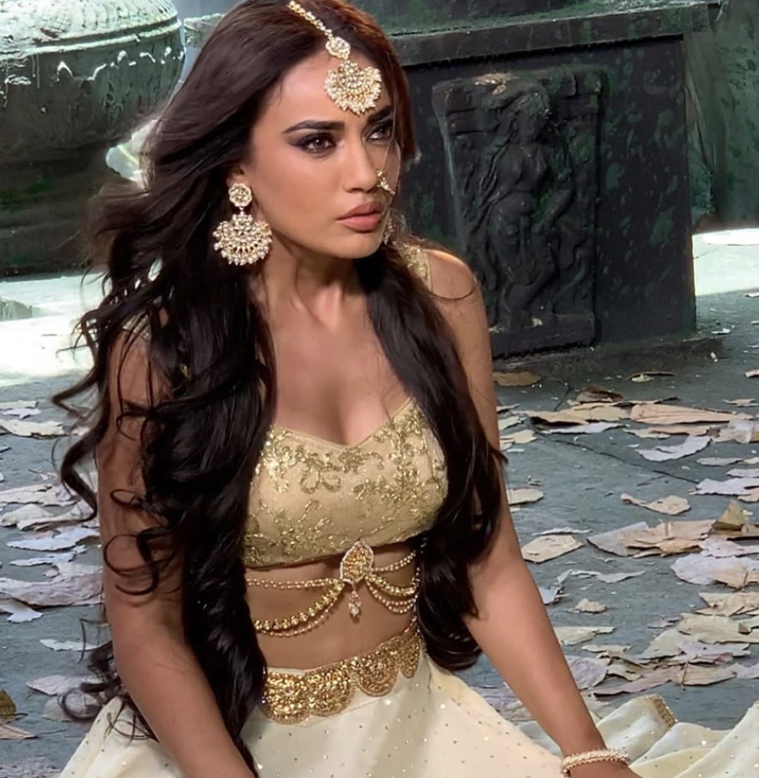 Unseen Photos Of Surbhi Jyoti From The Sets Of Naagin! 8