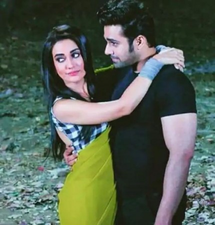 Unseen Romantic Moments From Naagin 3 5