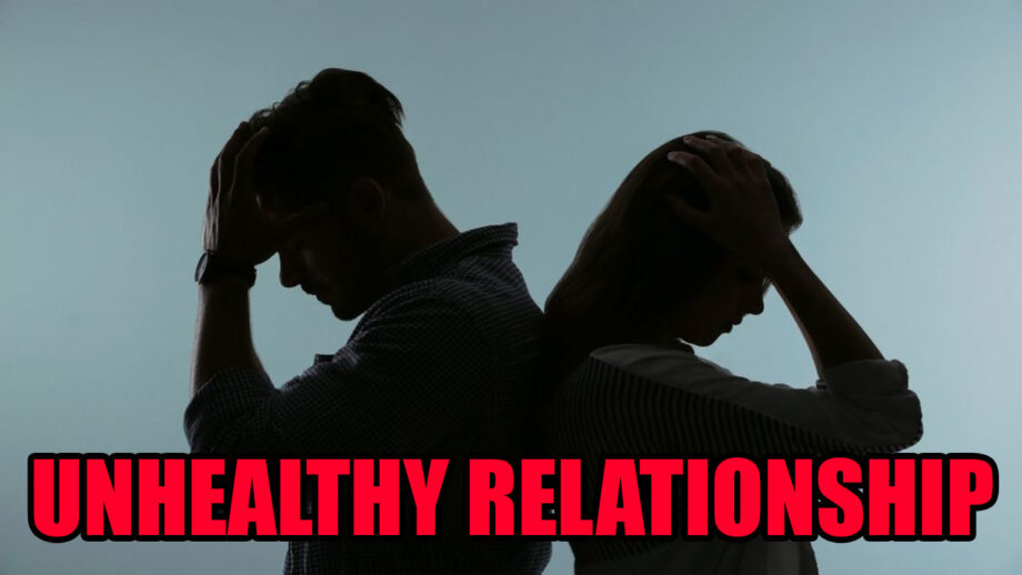 5 Qualities Of An Unhealthy Relationship