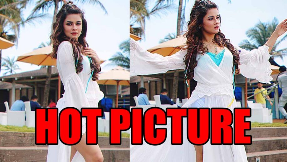 Avneet Kaur aka Yasmine's latest picture in white will make you drool