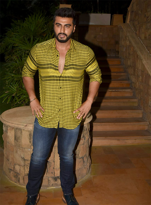 Fashion Tips: Arjun Kapoor, Tiger Shroff, And Vicky Kaushal Know How To Style Checkered Outfits For Office Look 2
