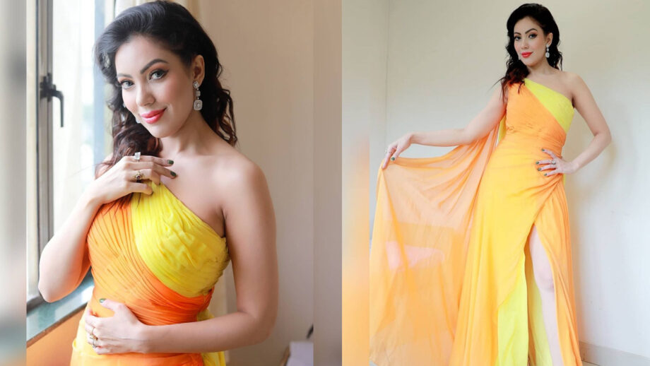 [In Pics] Munmun Dutta aka Babita looks stunning in a yellow dress, her red lips mesmerize