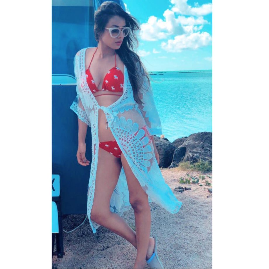 Nia Sharma Sets Instagram On Fire With Hot Lingerie Photos 818006