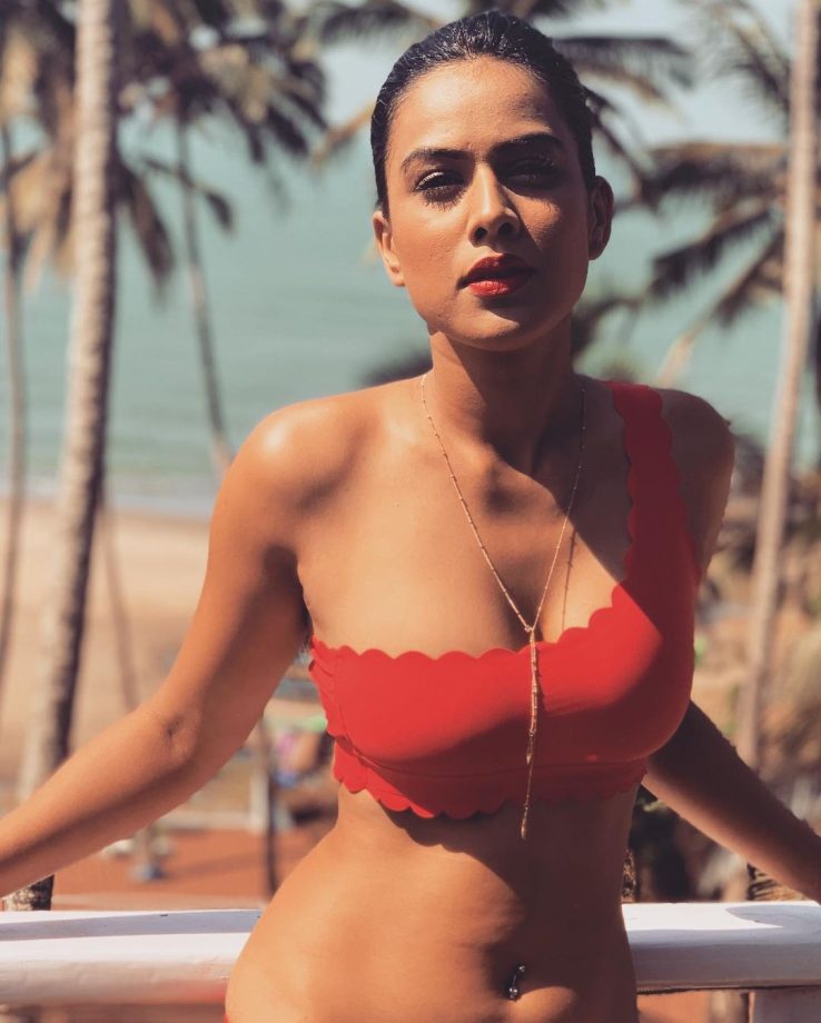 Nia Sharma Sets Instagram On Fire With Hot Lingerie Photos 818011