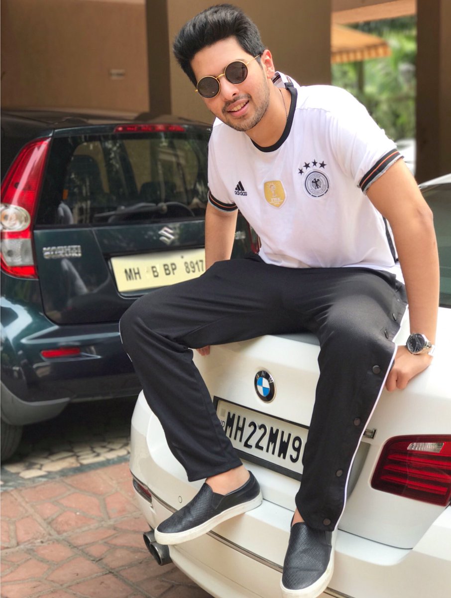 The most Expensive Car from Armaan Malik's Collection will Surprise You 1
