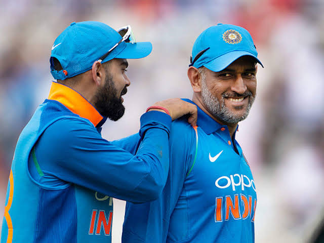 Virat Kohli and MS Dhoni's BEST infield moments that you can't miss 1