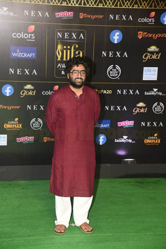 Arijit Singh Looking Drop Dead Gorgeous In Traditional Outfits 1