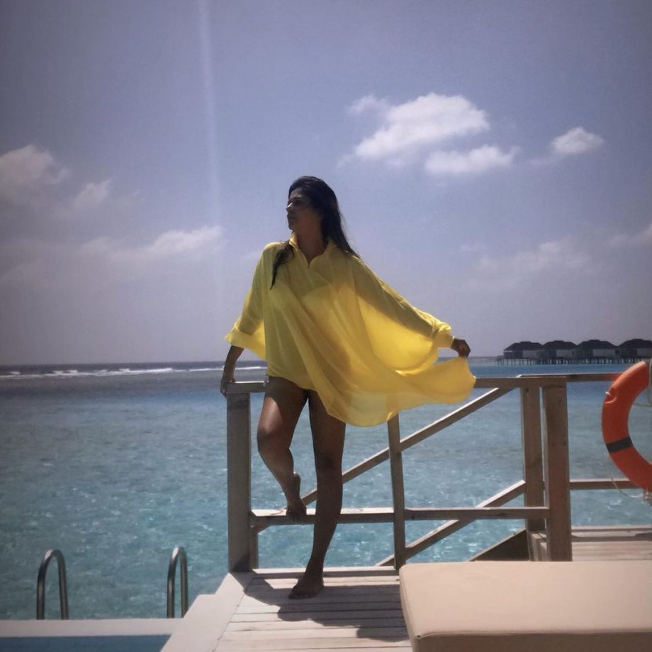 Check Out! Hina Khan, Nia Sharma And Dalljiet Kaur's Mind-Blowing Pics From Maldives Vacation 819079