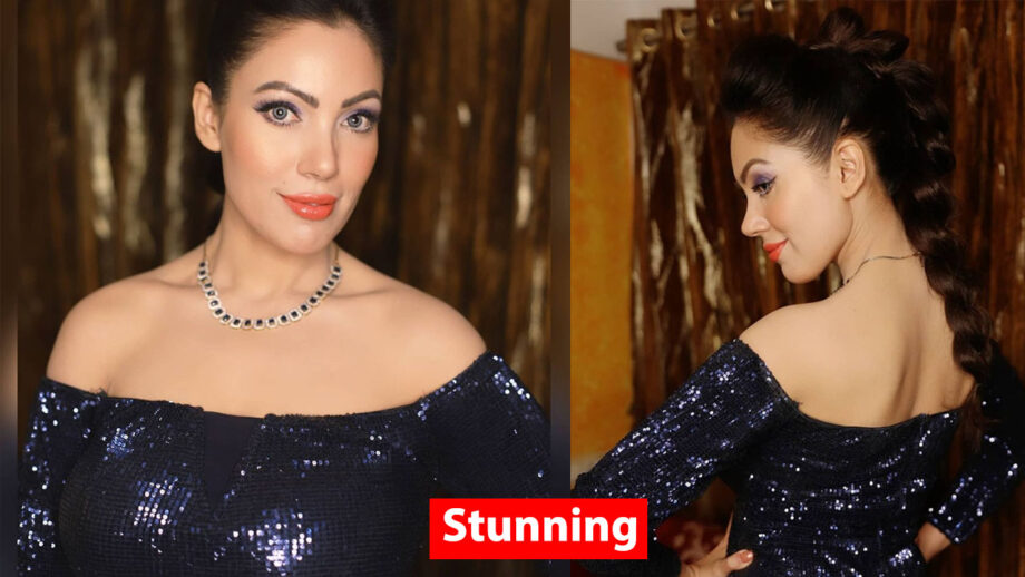 [Hot or Not] TMKOC Glamorous Queen Munmun Dutta aka Babita looks stunning in a shimmery gown and red lipstick