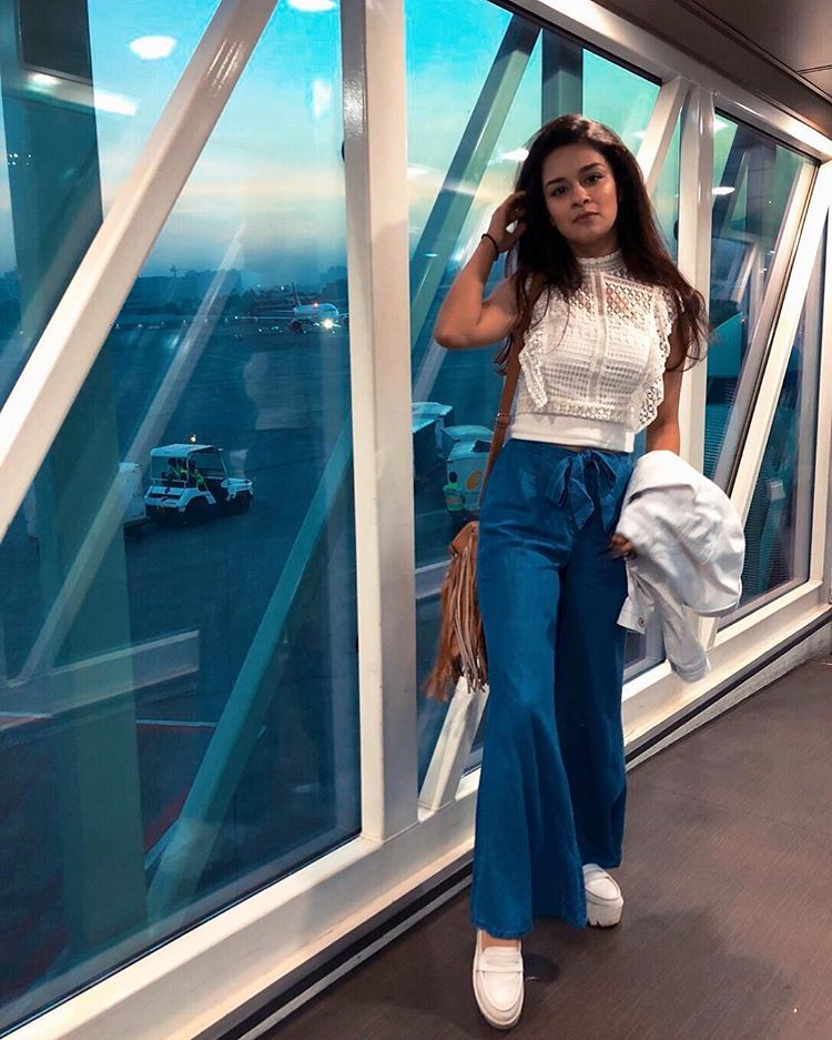 How to Ace Your Look While You Are Travelling? Learn from Avneet Kaur, Jannat Zubair And Arishfa Khan 5