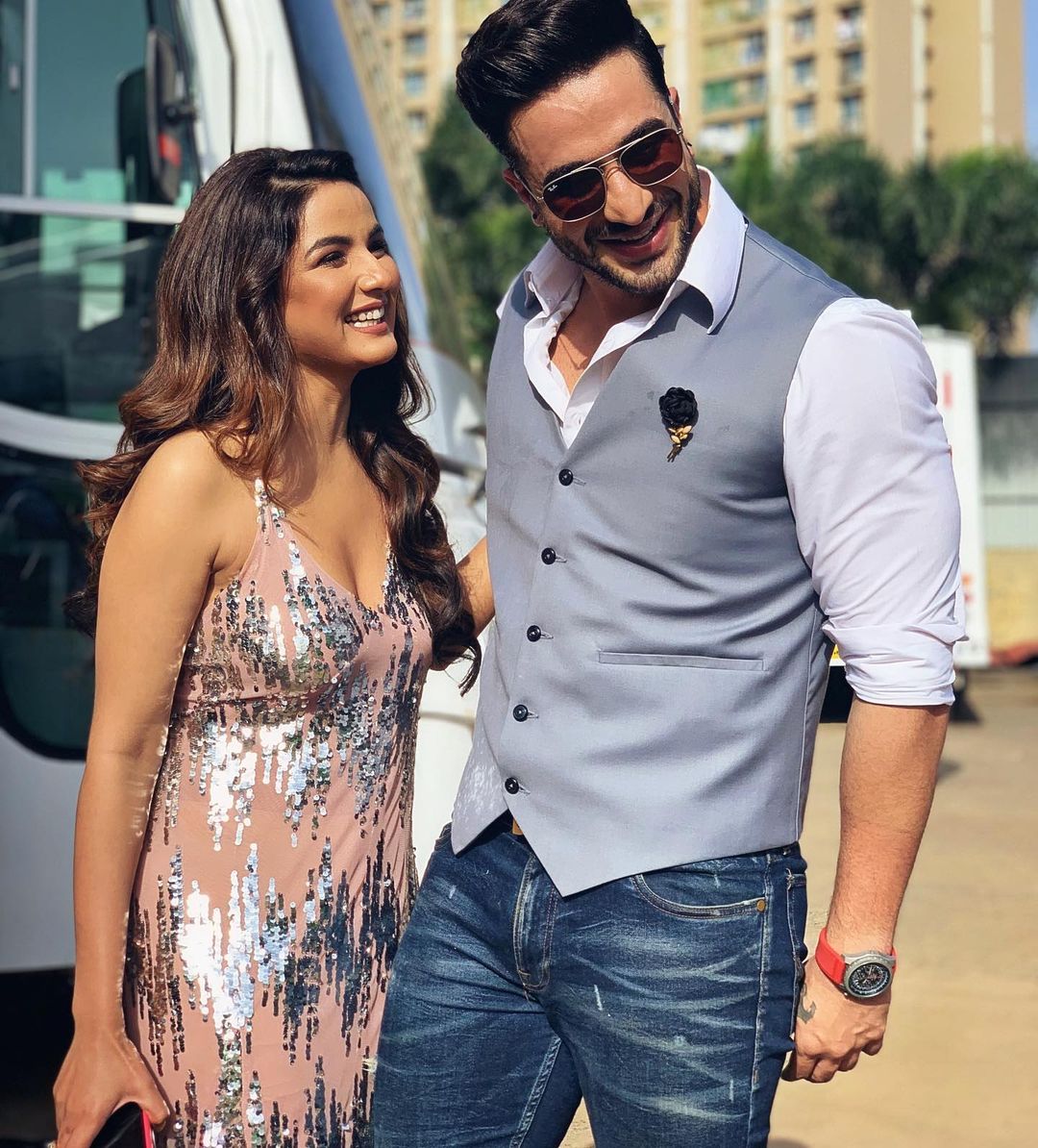 Jasmin Bhasin and Aly Goni's Best Friendship moments that you can't afford to miss! 1
