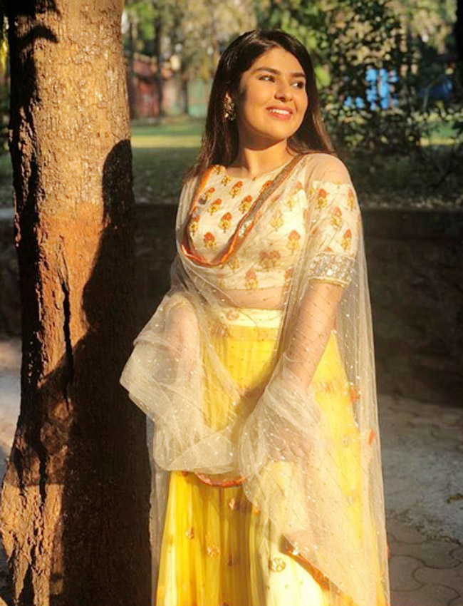 Love Wearing Yellow? Take Inspiration From Taarak Mehta Ka Ooltah Chashmah Fame Nidhi Bhanushali's Yellow Outfits