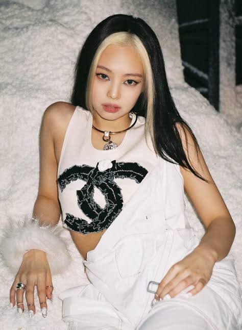 Need Belly Curves Like Blackpink's Jennie: Take Inspiration from photos below 1