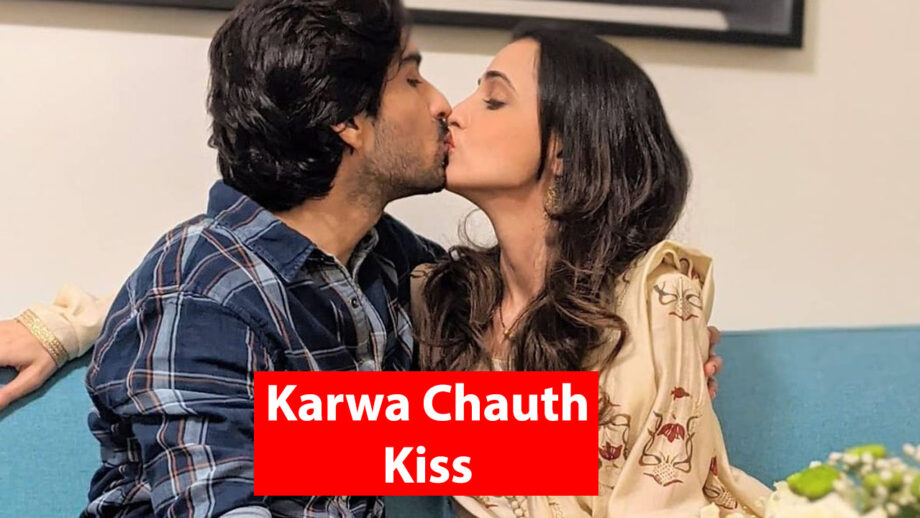[Photos] Mohit Sehgal’s Karwa Chauth kiss for Sanaya Irani