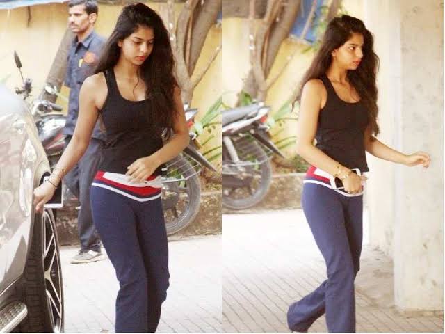 Suhana Khan Looks a 'HOTTIE' In Gym Pants