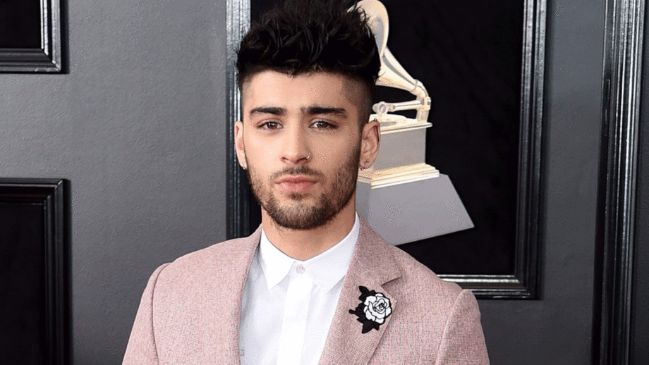 Zyan Malik's Easy Songs That You Can Learn To Play On Guitar