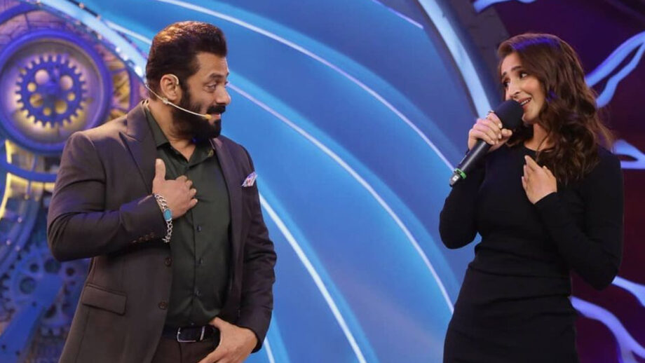 Bigg Boss 14 Special Moment: When Dhvani Bhanushali and Salman Khan dance and sang together to mesmerize fans