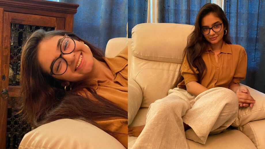 Geek mode on: Anushka Sen looks good in glasses