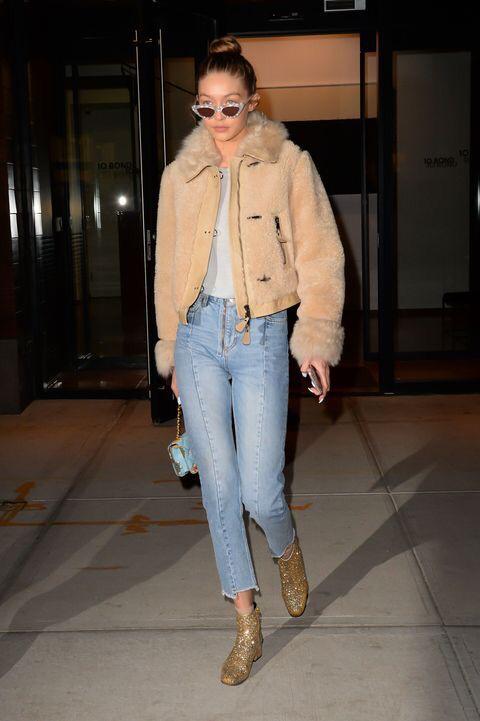 Have A Look At Gigi Hadid & Bella Hadid: Ace The Winter Look As They Go ...