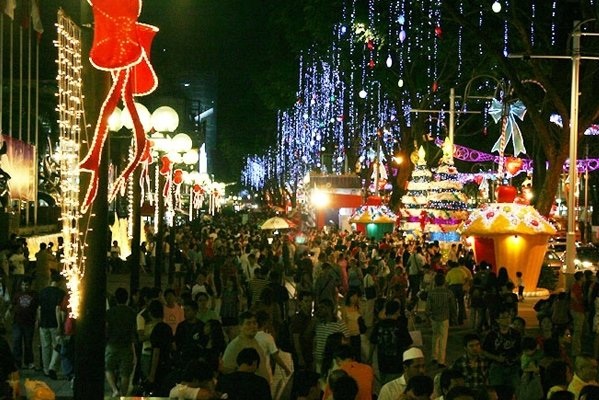 Have A Look At How Different Countries Celebrate Christmas: Which Is the Best? 3