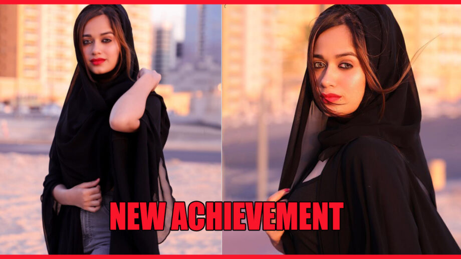 Jannat Zubair Rahmani celebrates new achievement; her deep expressive eyes will stab your heart
