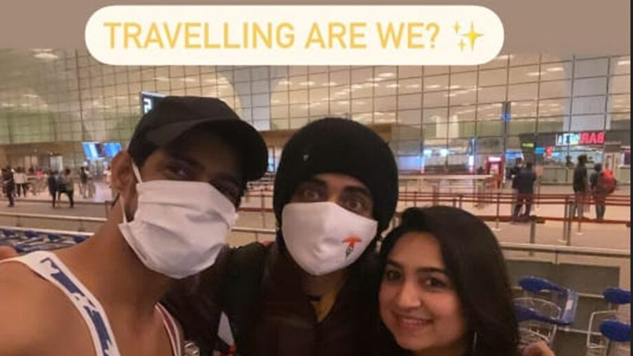 New Normal Look: RadhaKrishn fame Sumedh Mudgalkar shares airport selfie, where's he heading? 1