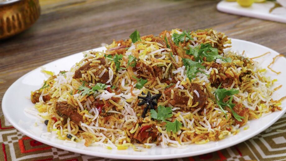 Prepare Hyderabadi Style Biryani at Your Home with These Easy Steps