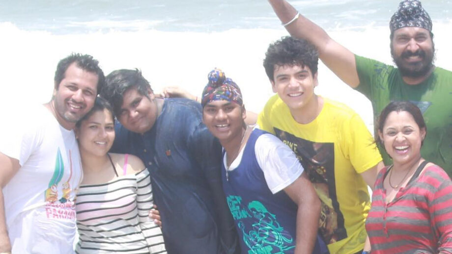 Rare Vacation Fun Photo: TMKOC's Nidhi Bhanushali aka Sonu, Raj Anadkat aka Tapu, Samay Shah aka Gogi, Kush Shah aka Goli, Sodhi and Madhavi Bhabhi have fun at beach