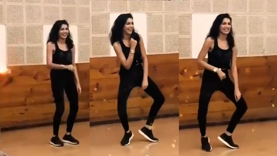 Rare video of Kumkum Bhagya fame Sriti Jha dancing her heart out goes viral