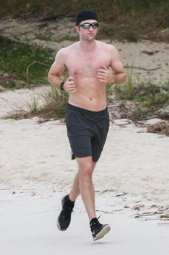 Robert Pattinson Top 5 Hottest Bare Body Looks That Will Bring You Down On Your Knees - 1