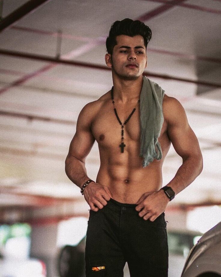 Siddharth Nigam And His Hot Bare Body Looks: Something For Girls To Die For 819278
